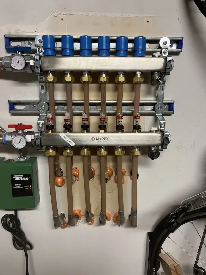 Plumber performing Leak Detection at a residential property in Lemoore